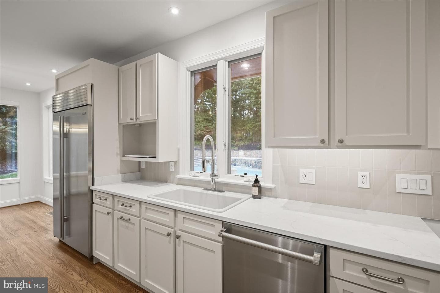 1404 Wynhurst Lane photo 11