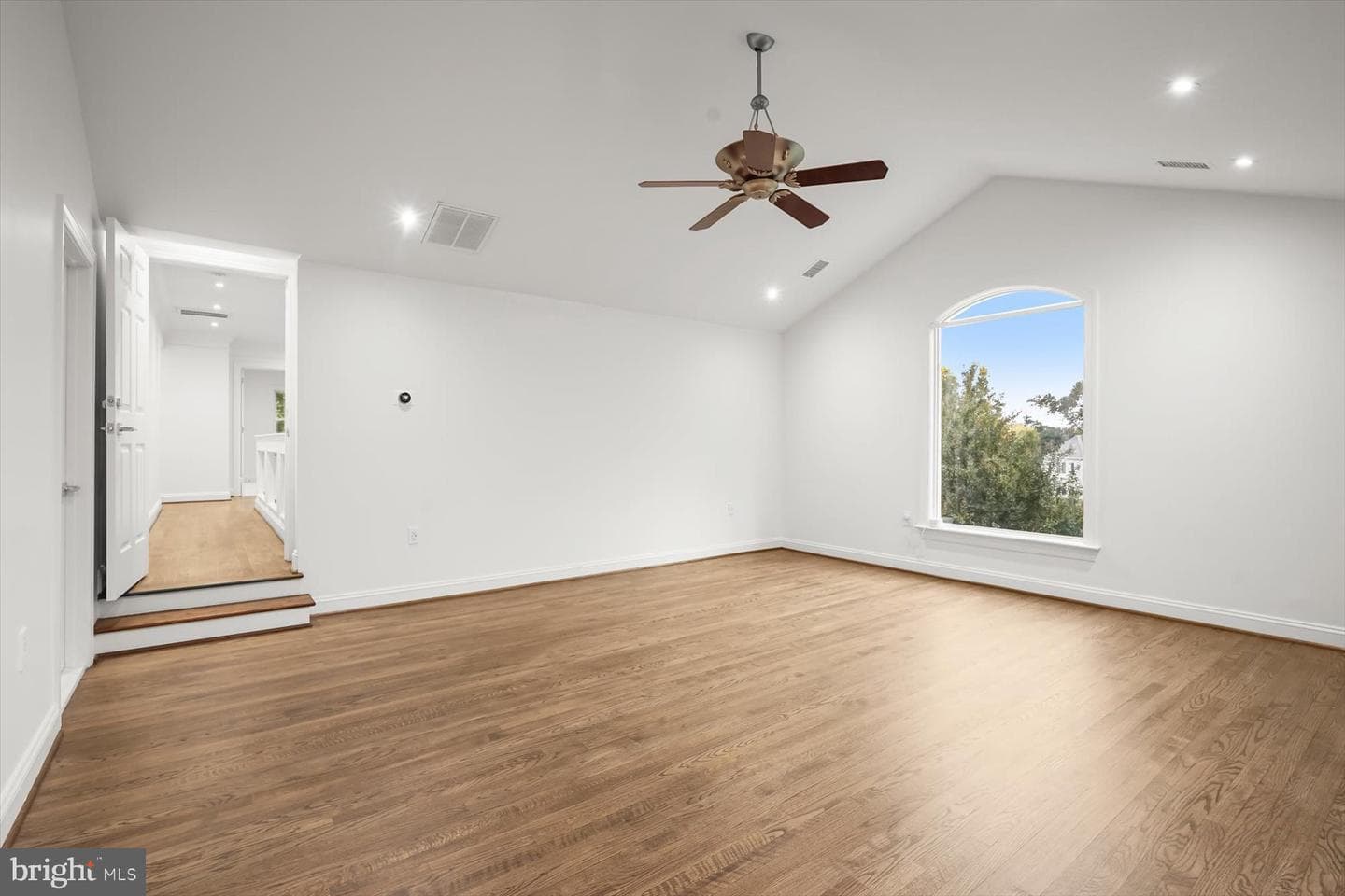 1404 Wynhurst Lane photo 20