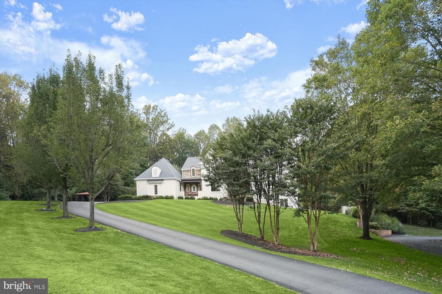 1404 Wynhurst Lane photo 34
