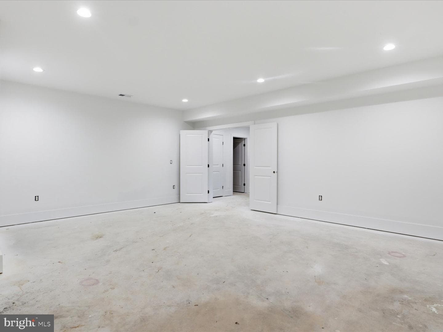 4038 Doveville Ln photo 32
