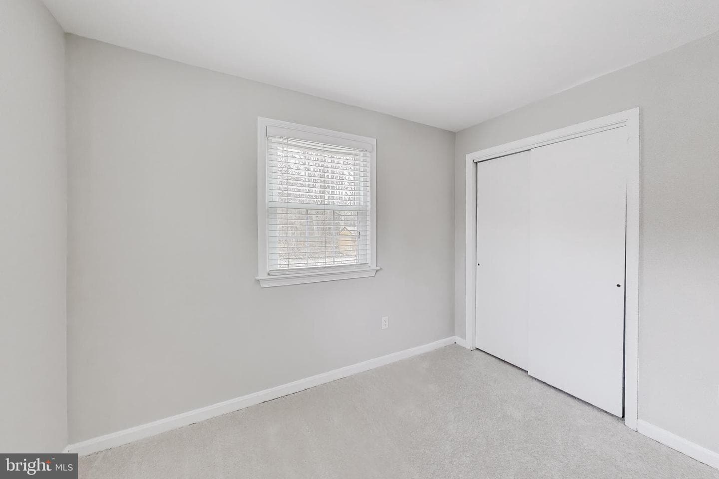 5300 Easton Drive photo 36