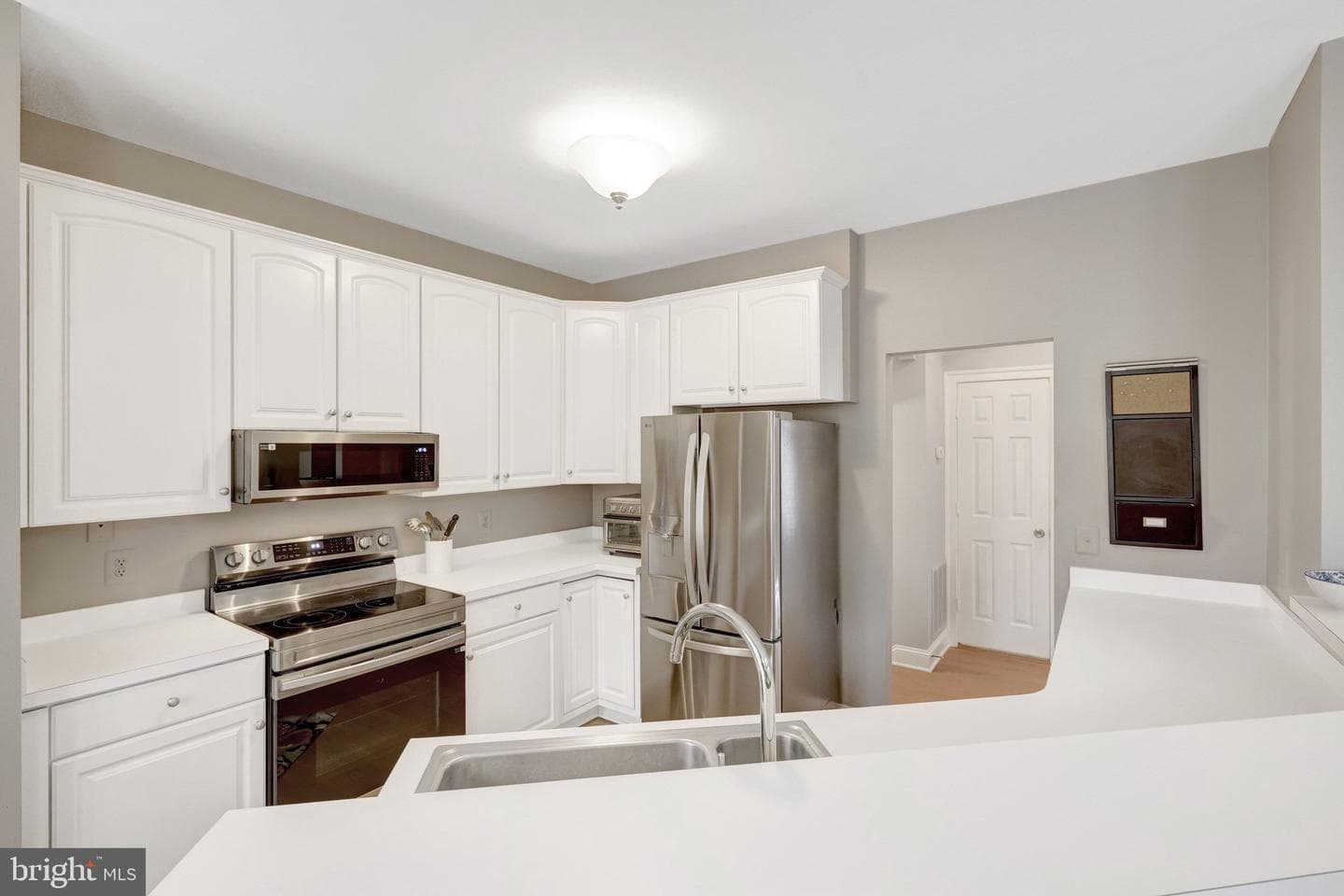 1309 Sundial Drive photo 4