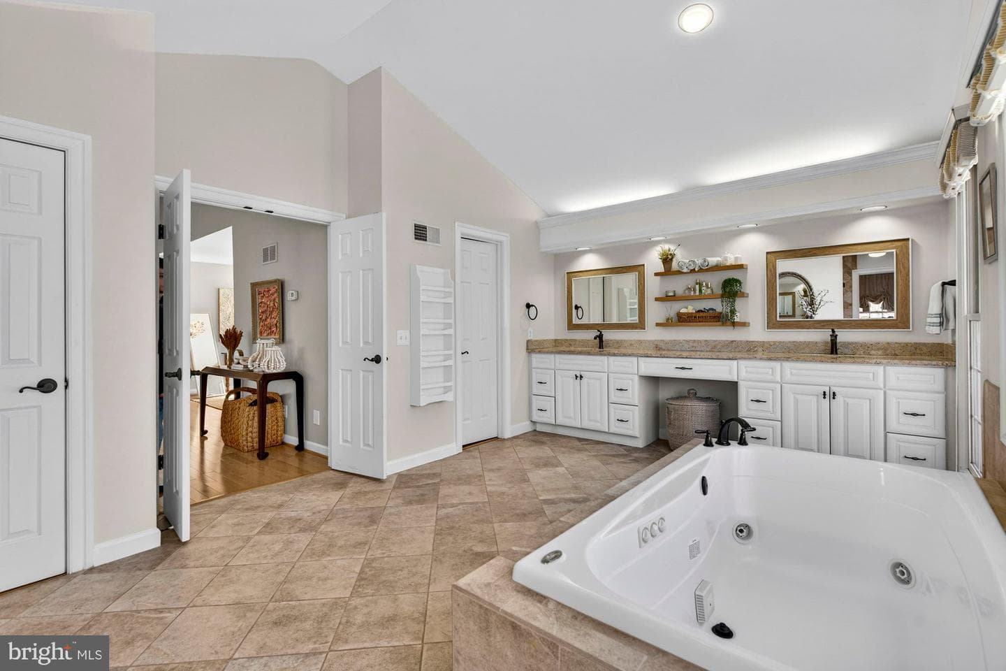 11732 Saddle Crescent Circle photo 44