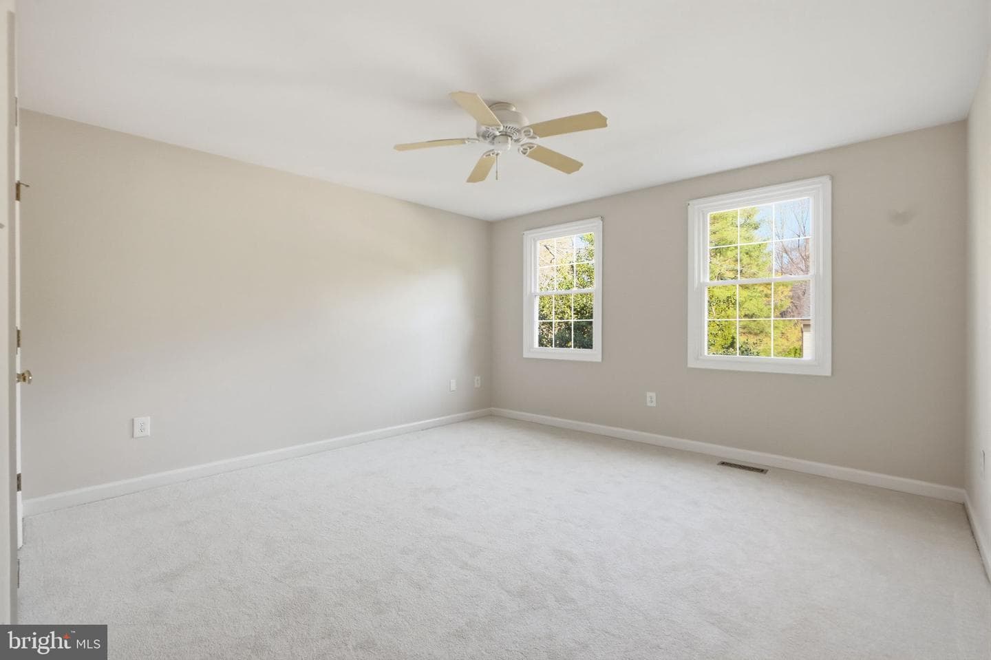 7504 Mullingar Court photo 32