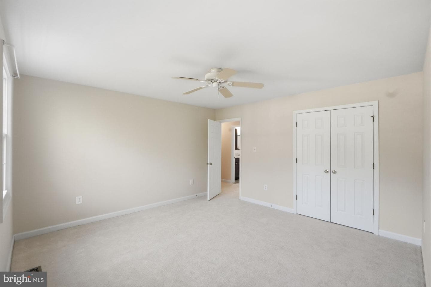 7504 Mullingar Court photo 34