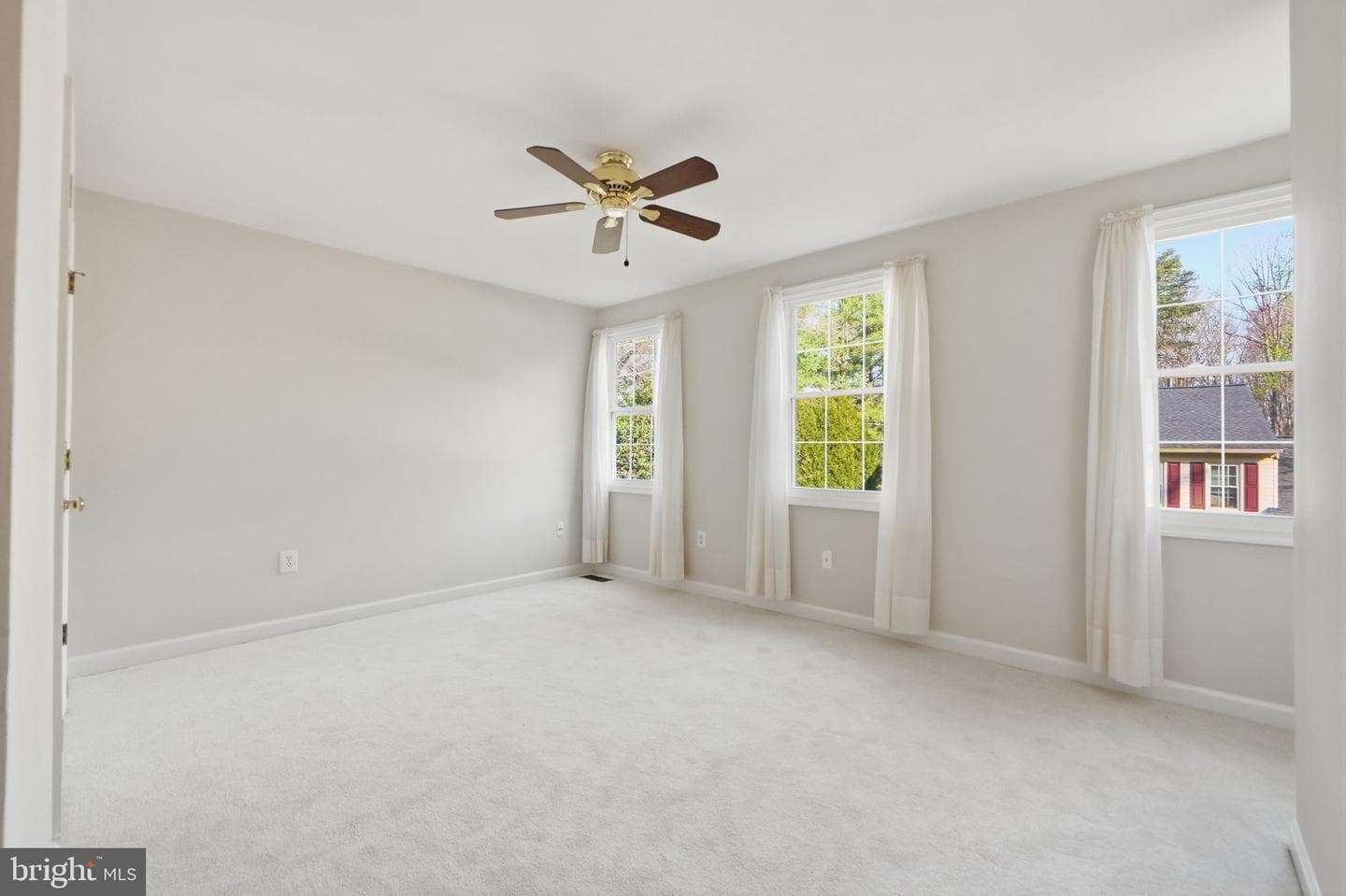 7504 Mullingar Court photo 38