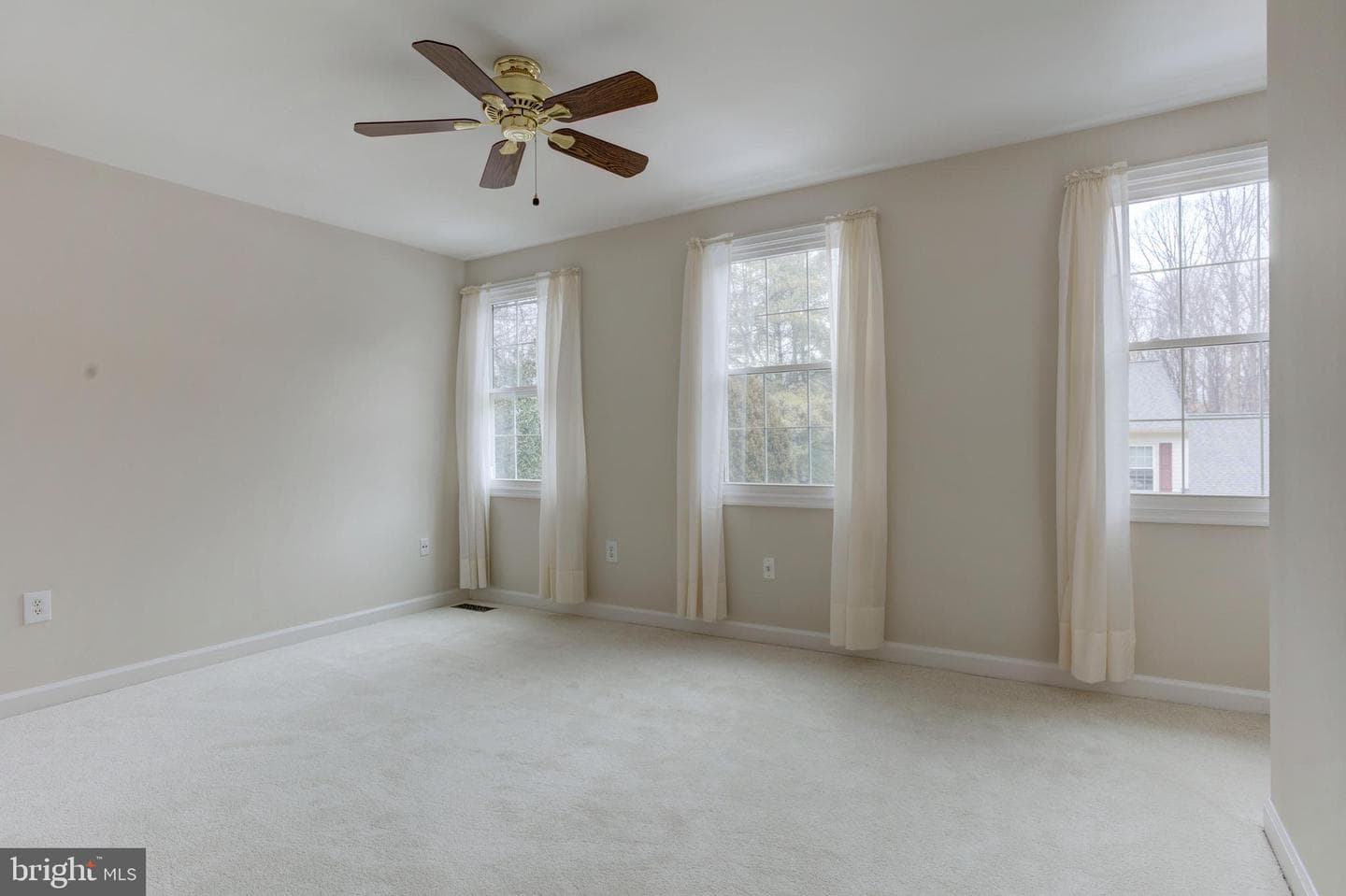 7504 Mullingar Court photo 40
