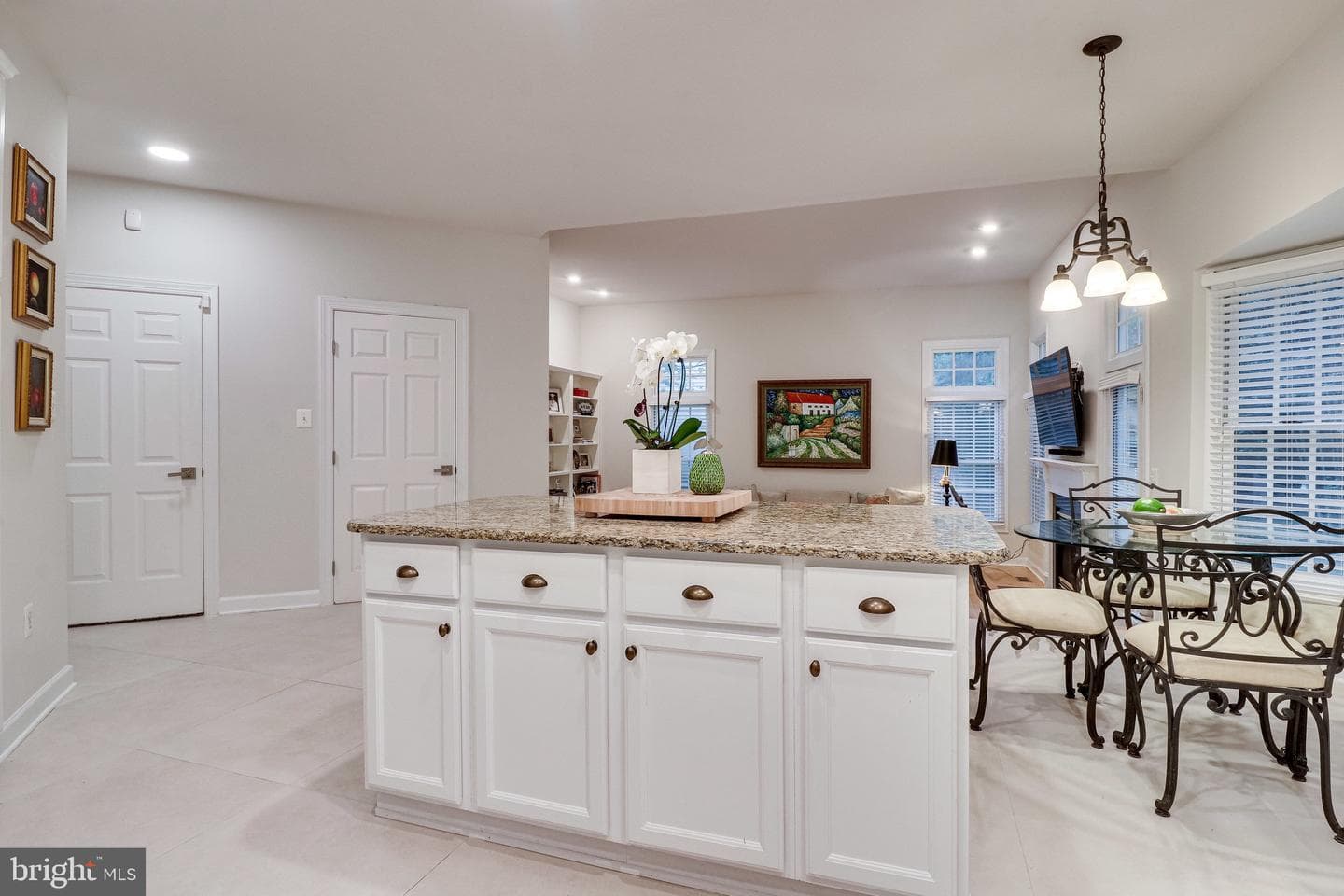 5021 Whisper Willow Drive photo 15