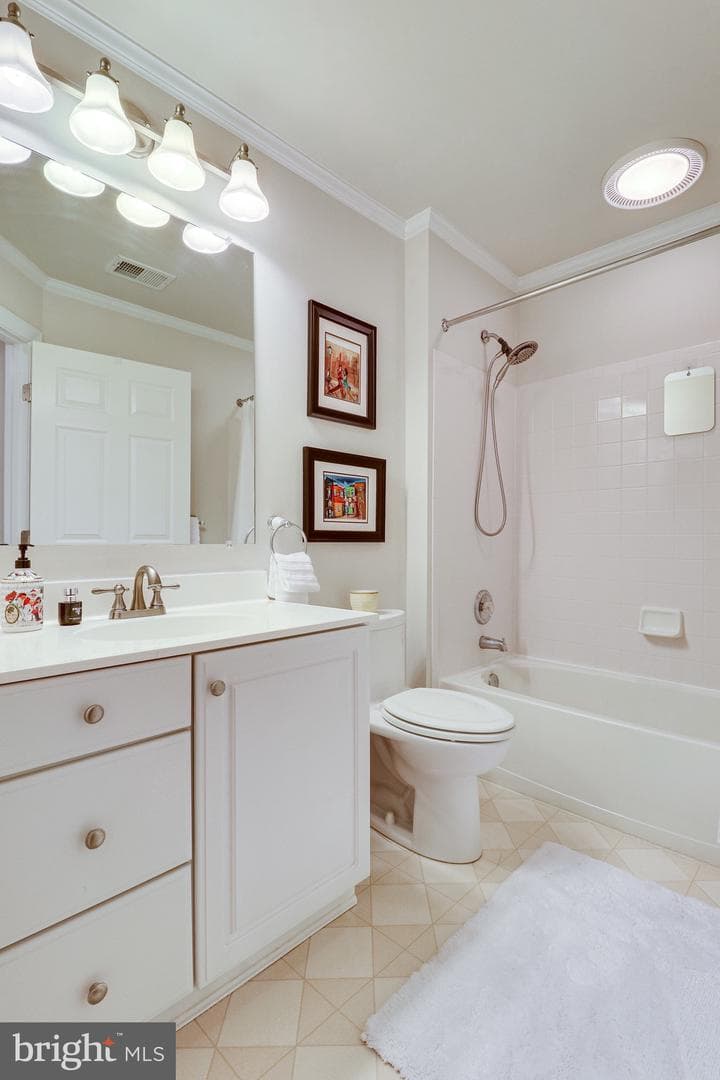 5021 Whisper Willow Drive photo 32