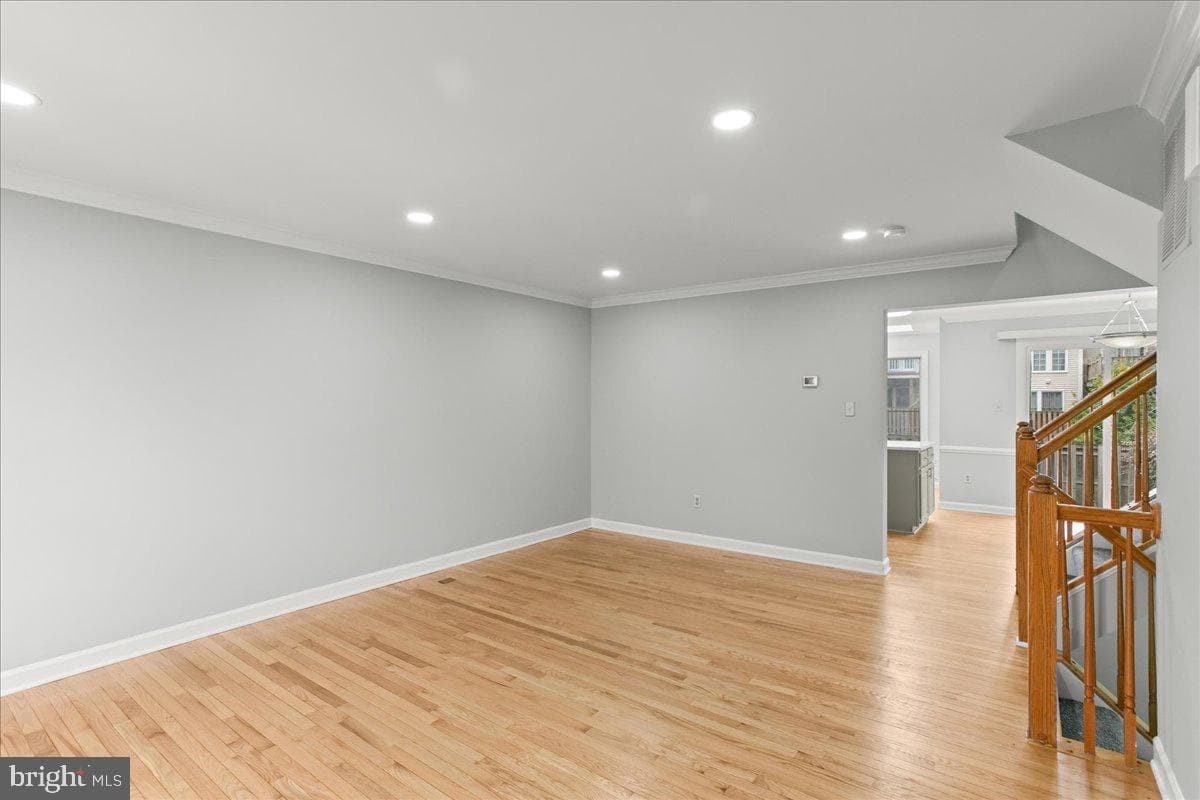 9532 Shepherd Hills Drive photo 4