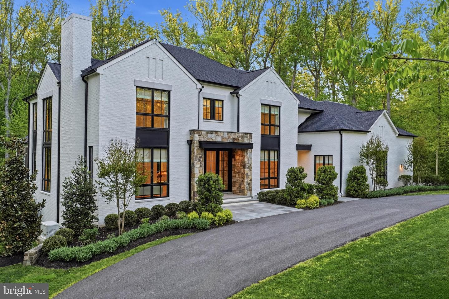 938 Saigon Road, Mclean