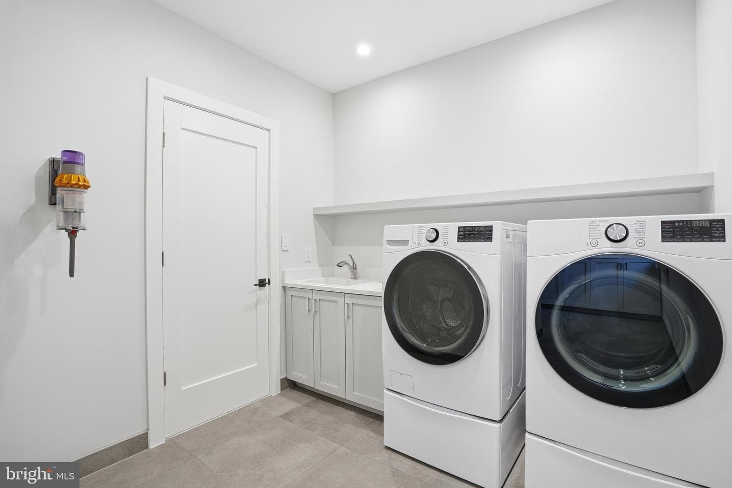 938 Saigon Road photo 55
