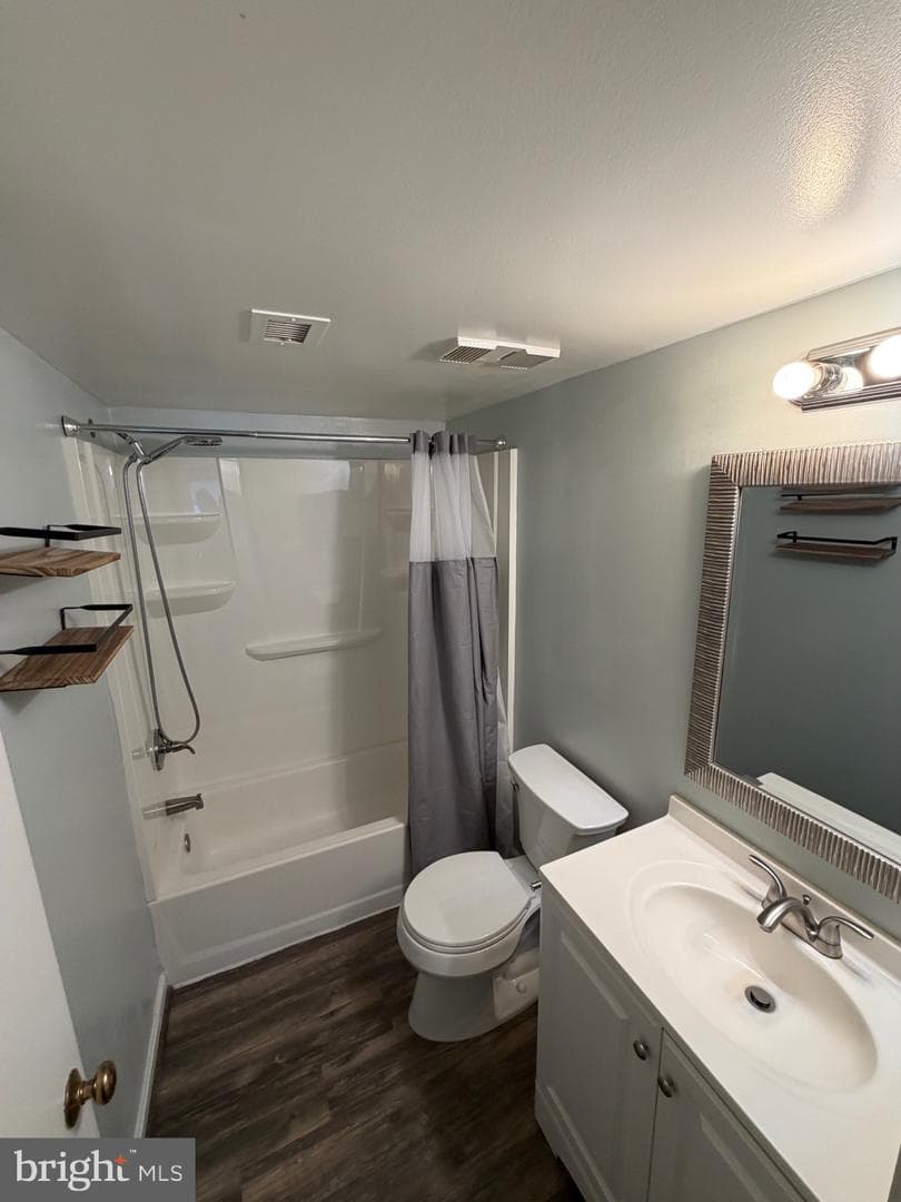 5918 Cove Landing Road #204 photo 37