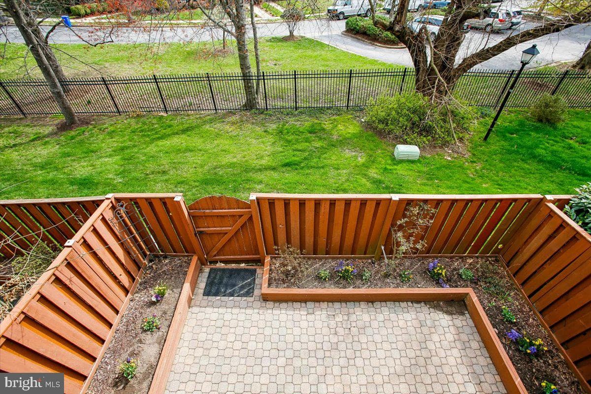 6405 Little Potters Lane photo 35