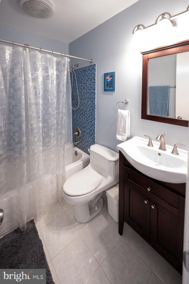 3812 Tall Oak Court photo 32