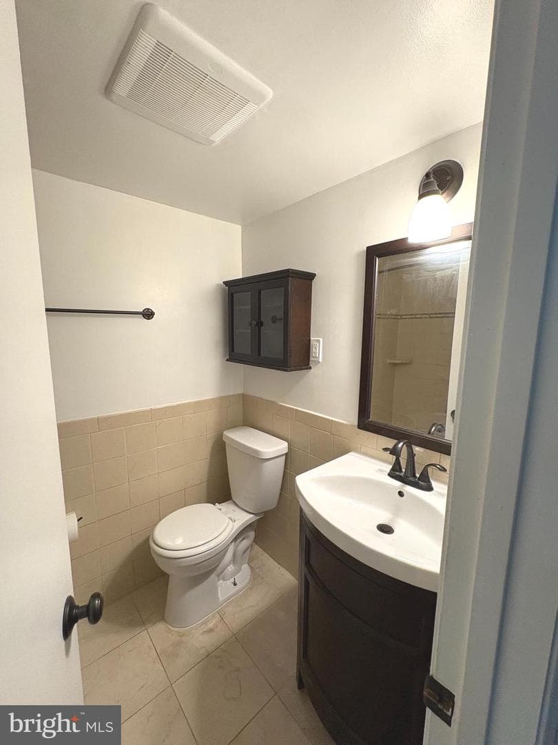 3758 Persimmon Circle photo 13
