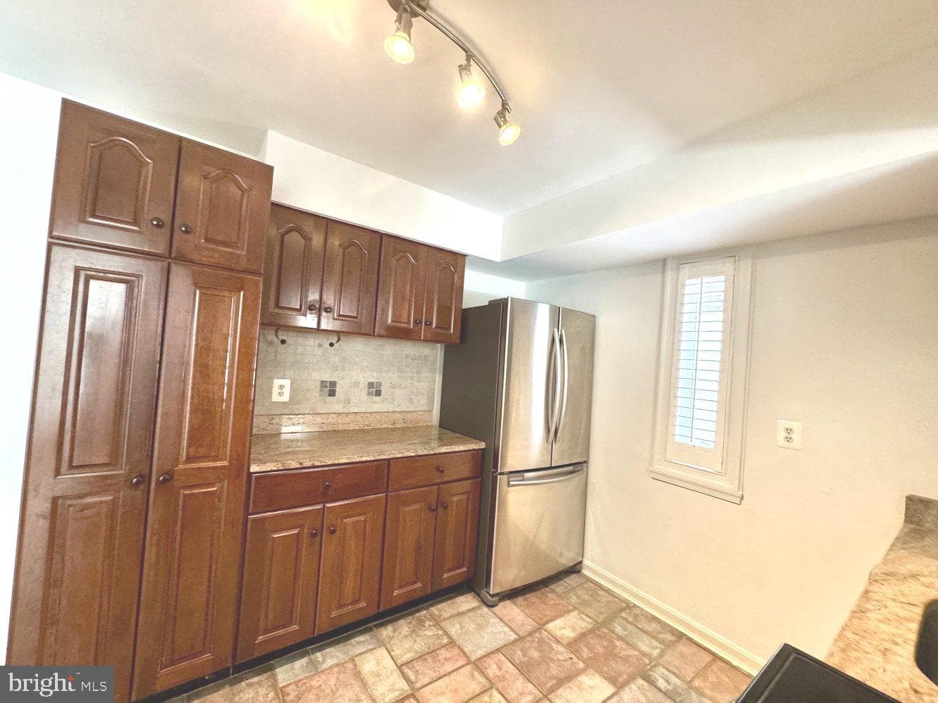 3758 Persimmon Circle photo 6