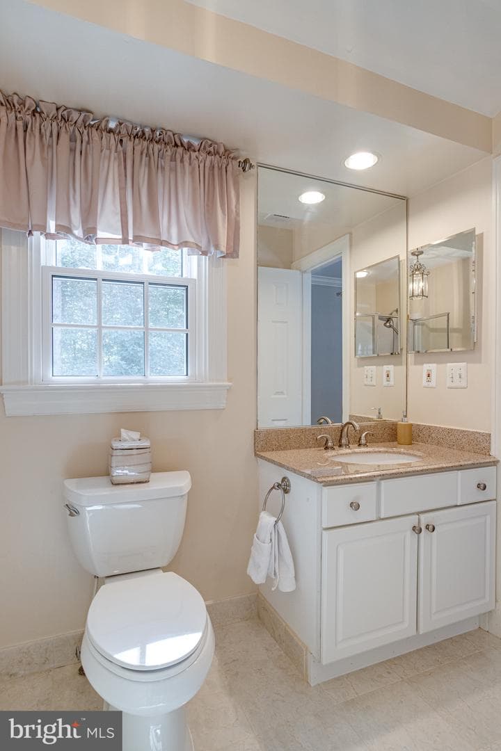 11901 Chapel Road photo 60