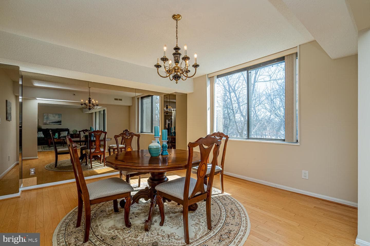 3713 S George Mason Drive #305 photo 8