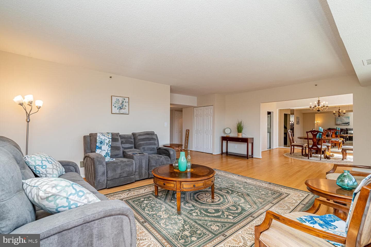 3713 S George Mason Drive #305 photo 9
