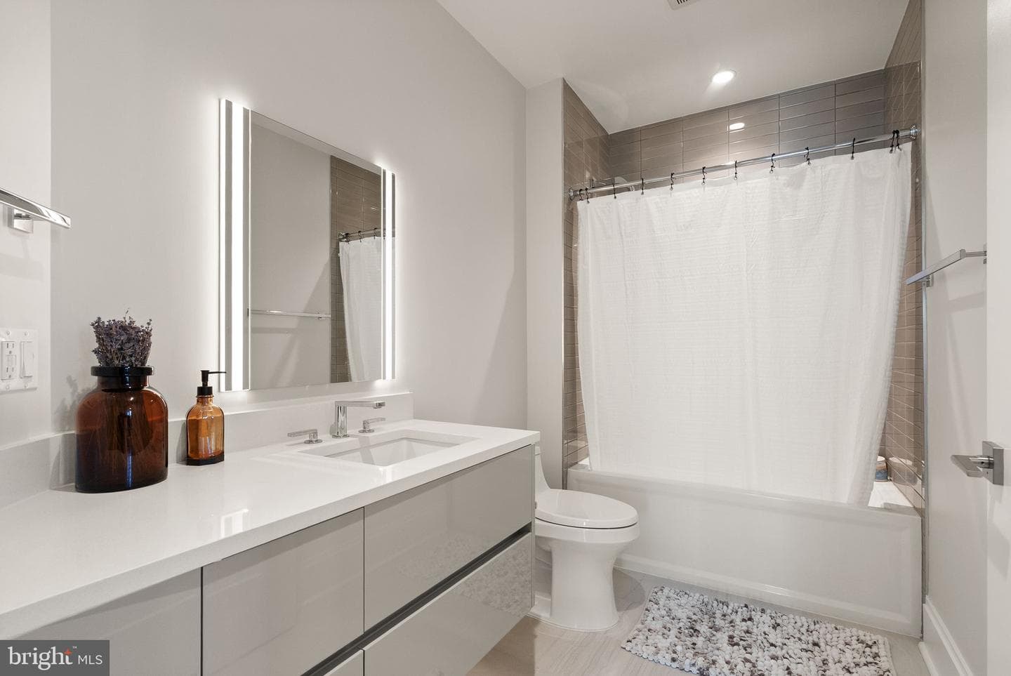 7887 Jones Branch Drive #1802 photo 38