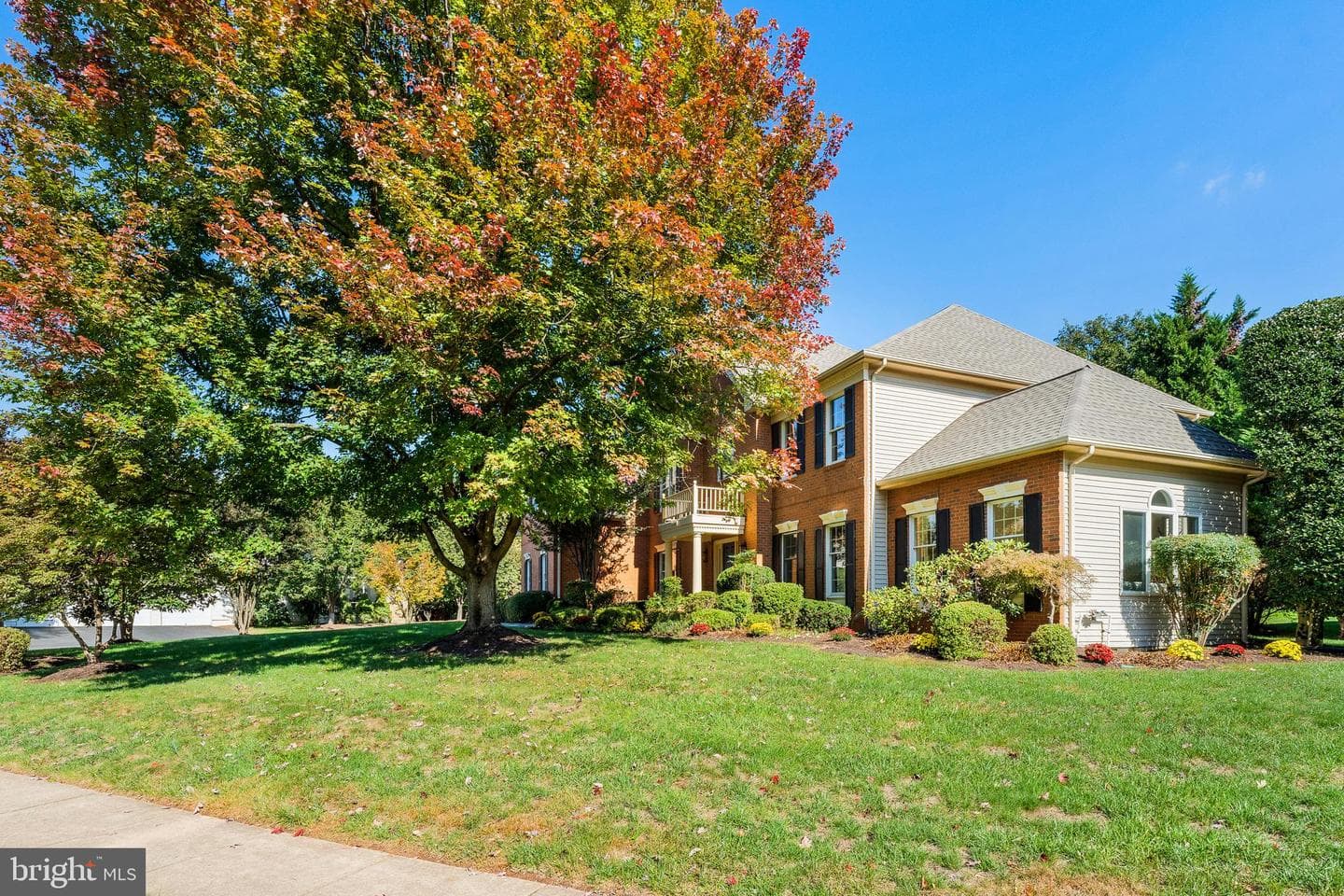 12704 Autumn Crest Drive photo 2