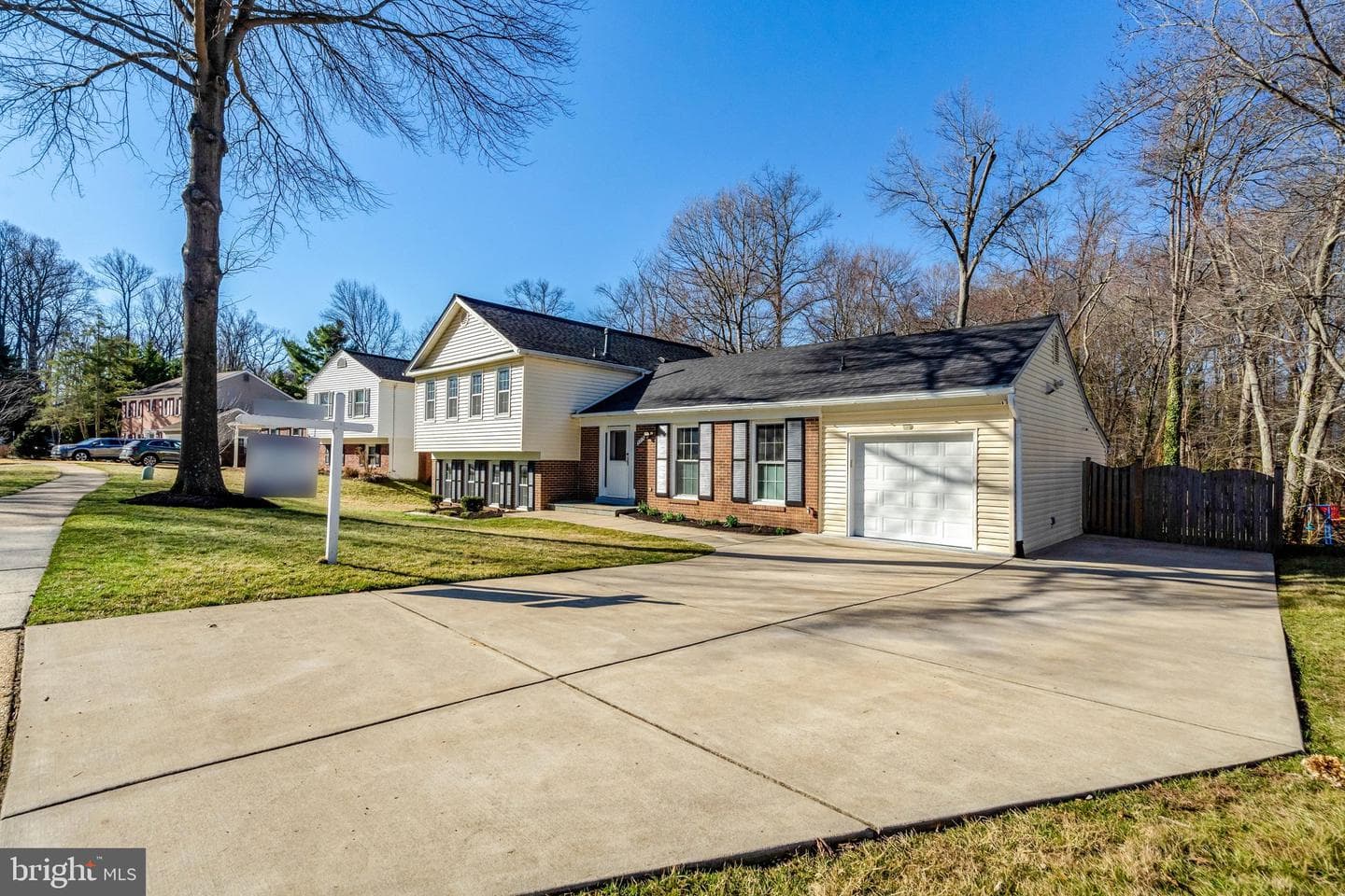 9315 Winbourne Road photo 1