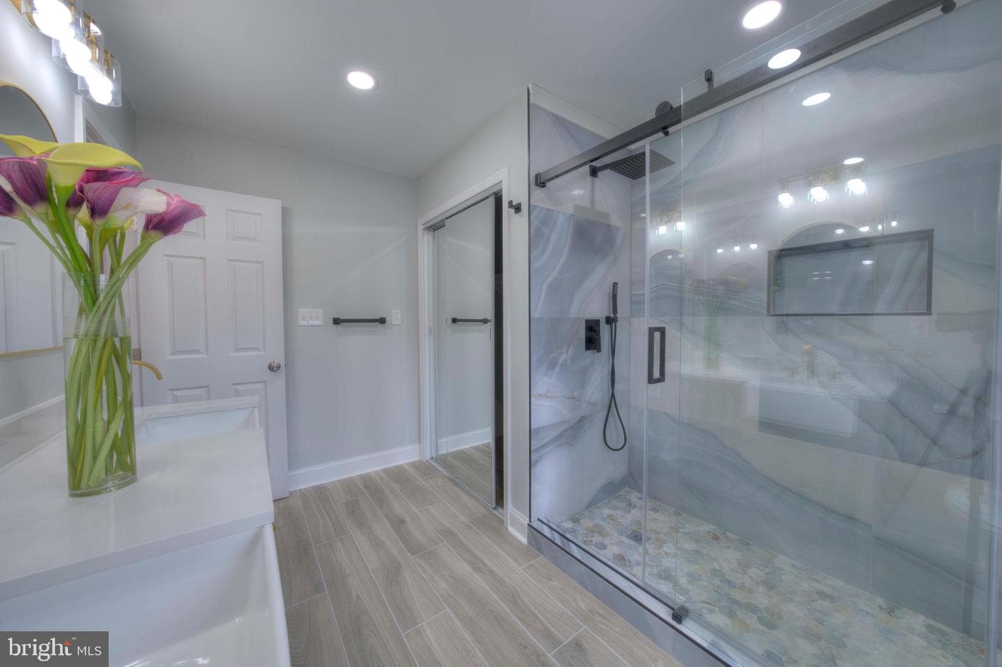 3154 Stratford Court photo 8