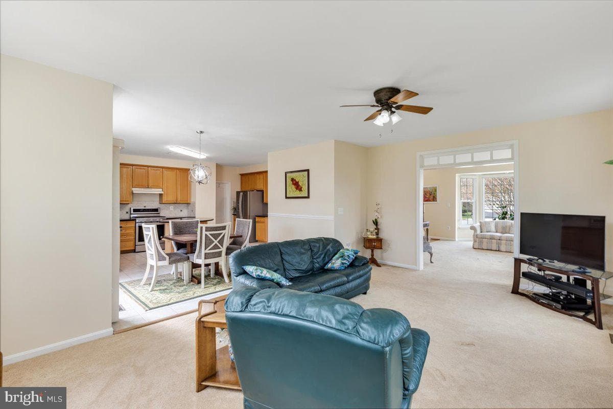 6753 Edge Cliff Drive photo 15