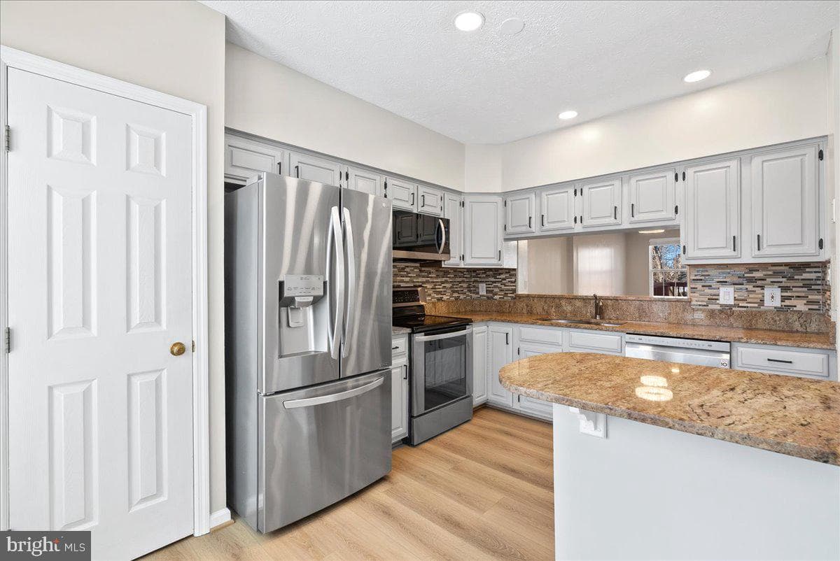 14024 Winding Ridge Lane photo 11