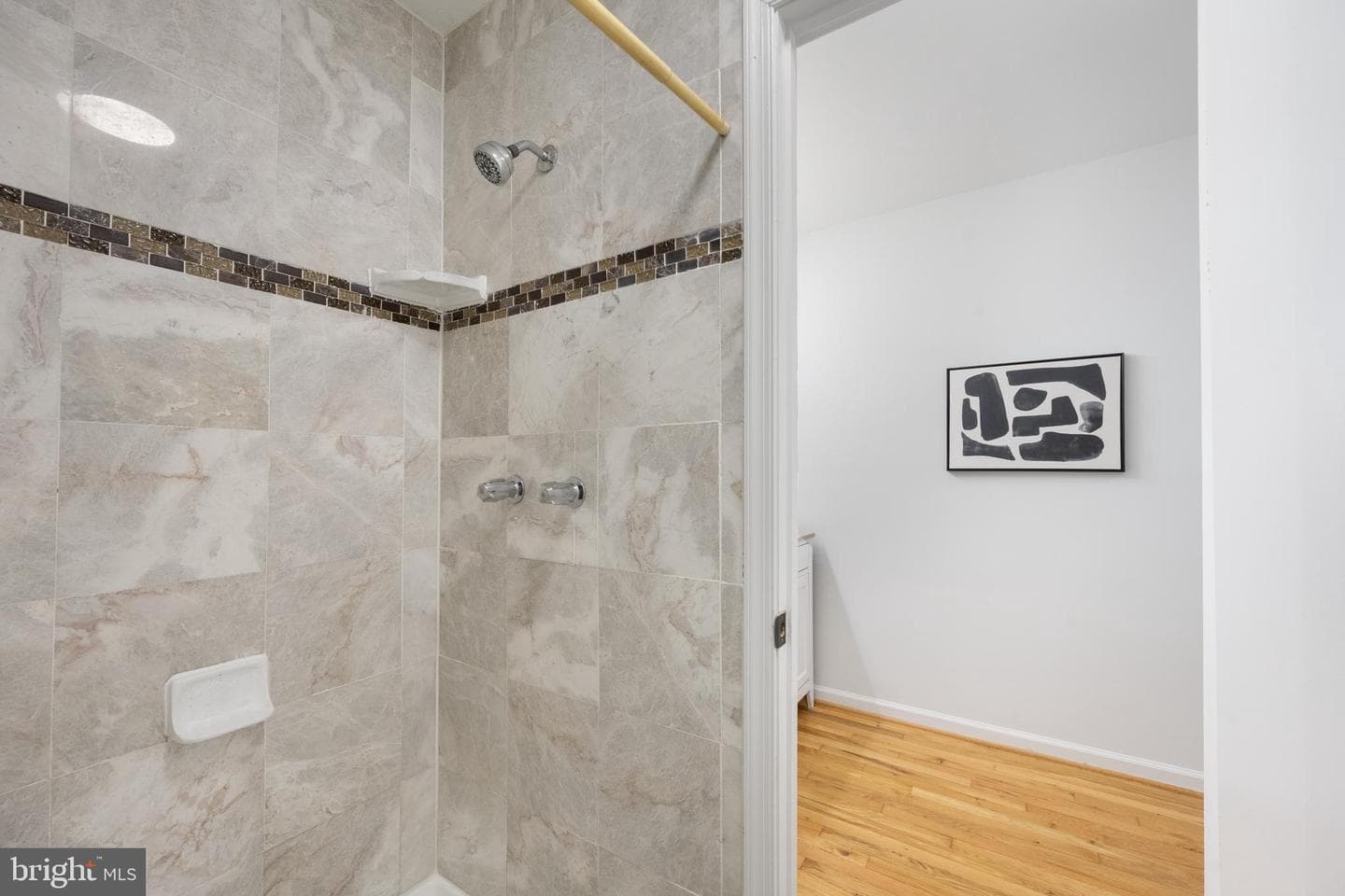 6410 Wyngate Drive photo 28