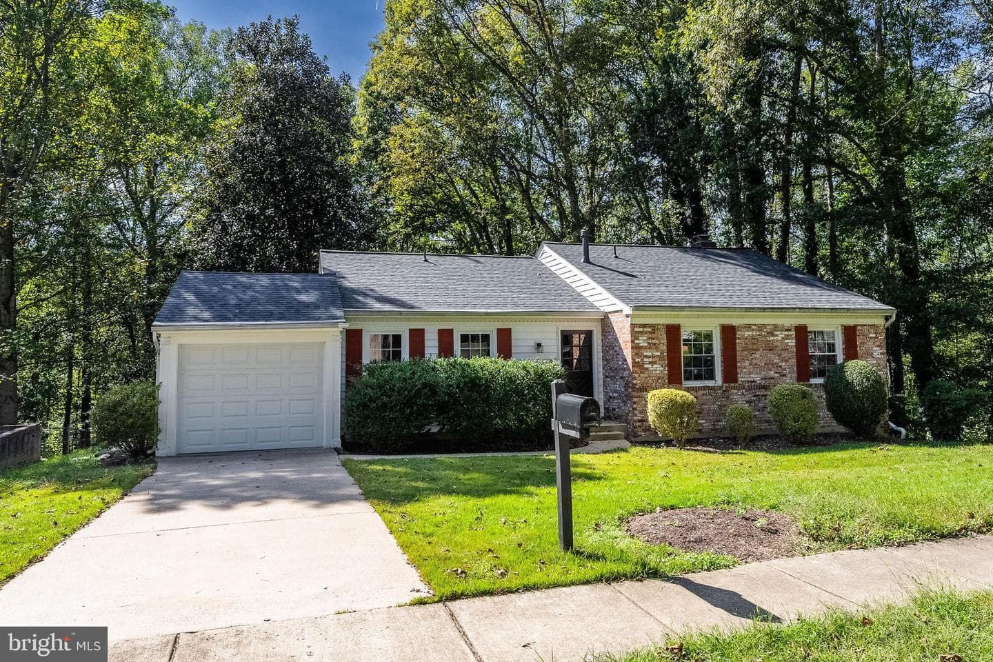 6410 Wyngate Drive photo 3