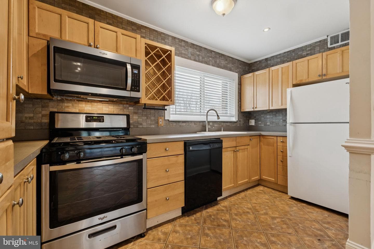11611 Vantage Hill Road #11b photo 2
