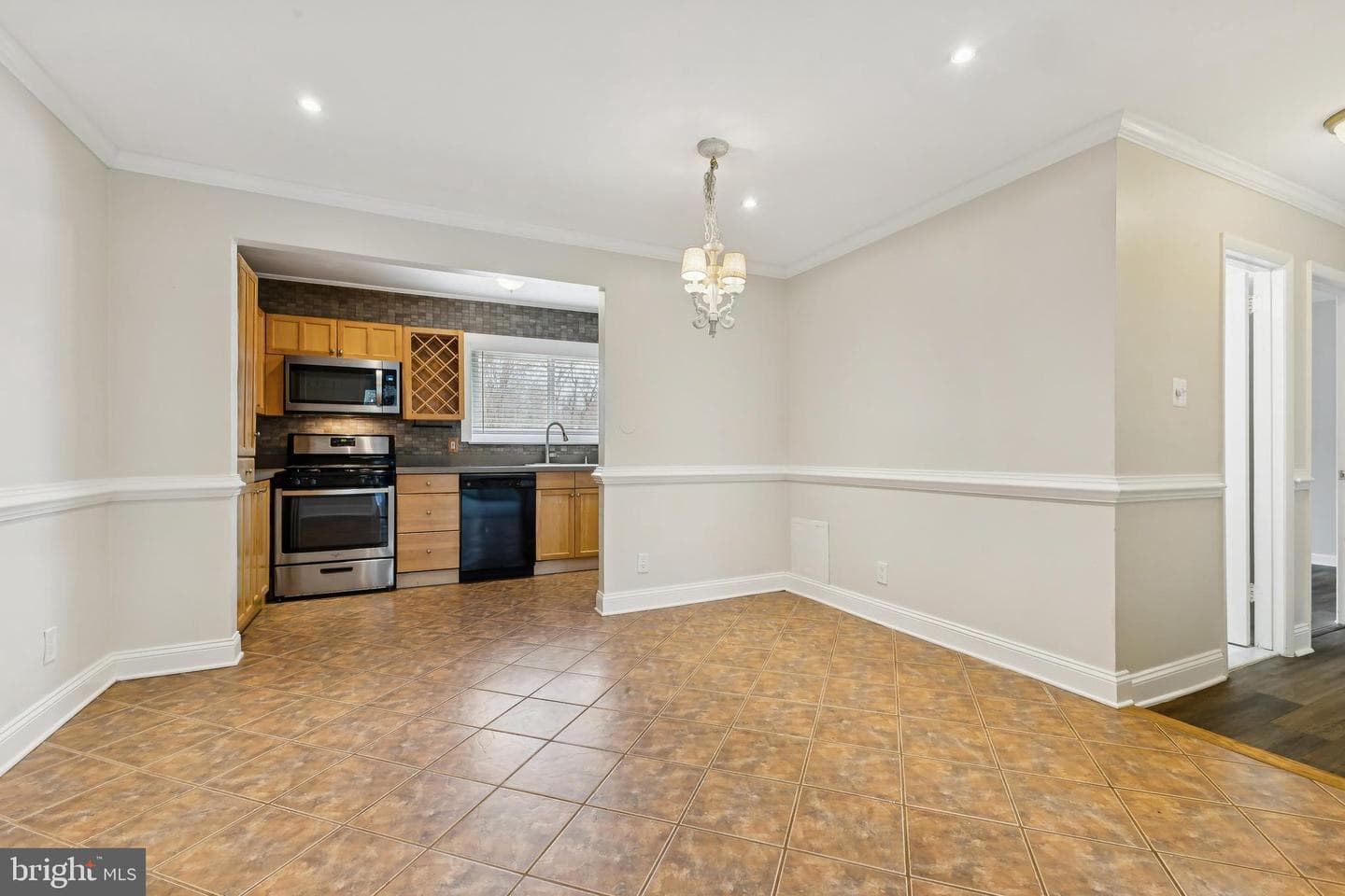 11611 Vantage Hill Road #11b photo 7