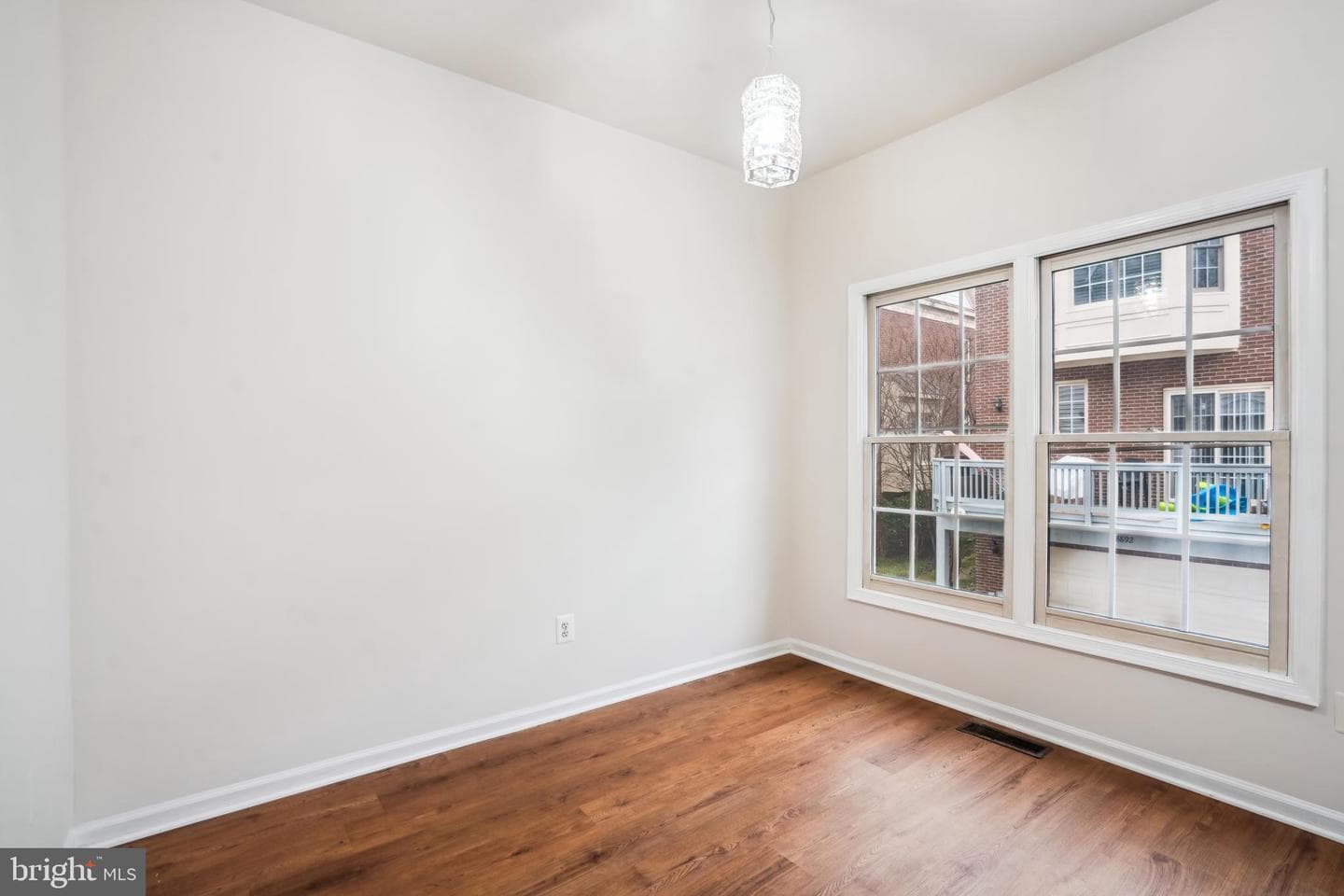 8856 Mansion View Court photo 7