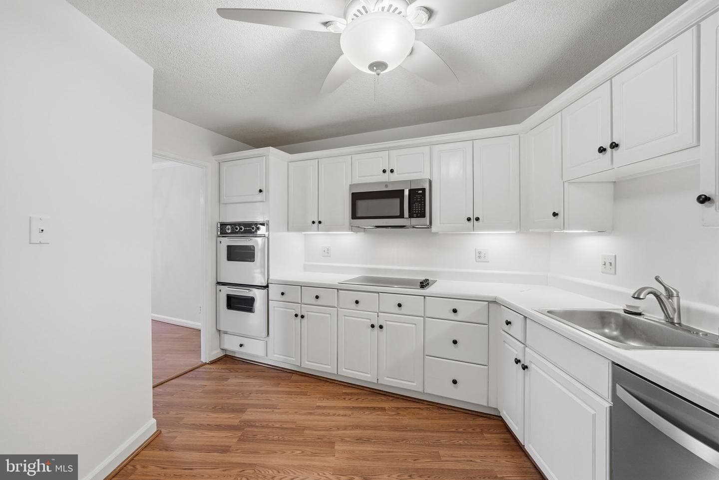 8370 Greensboro Dr # 614 photo 12