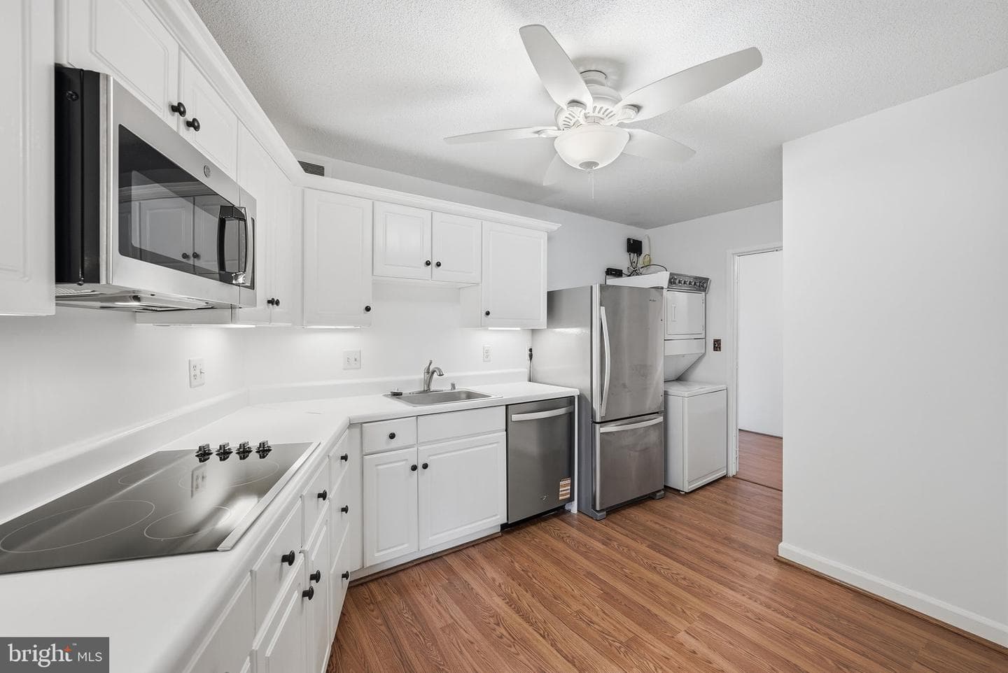 8370 Greensboro Dr # 614 photo 13
