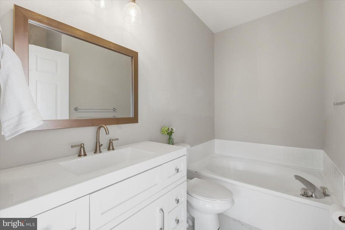 6534 Grange Lane #202 photo 28