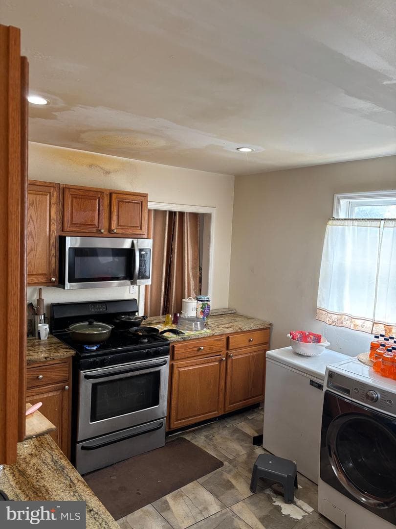 3845 Pinewood Terrace photo 14