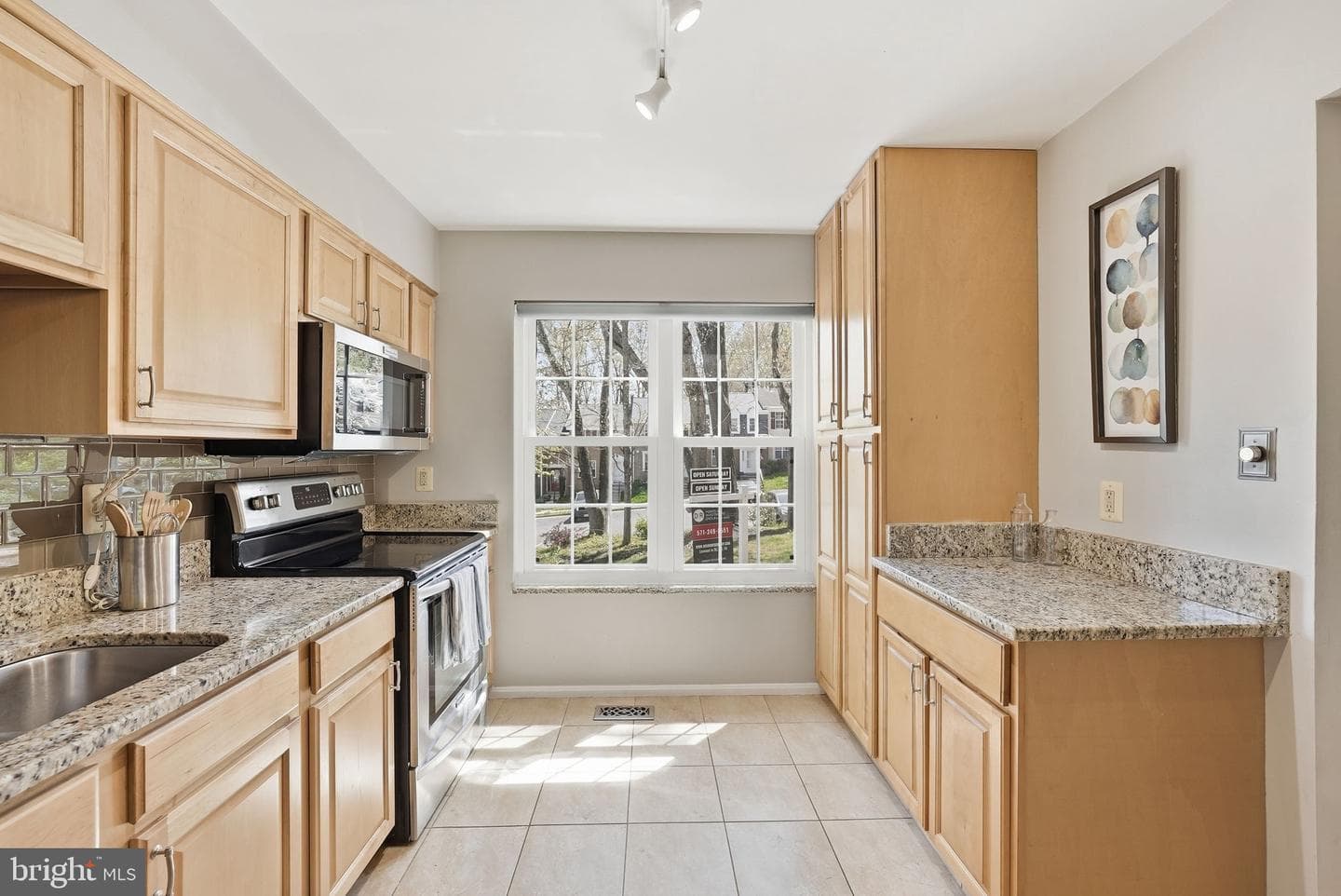 5705 Lawsons Hill Court photo 8