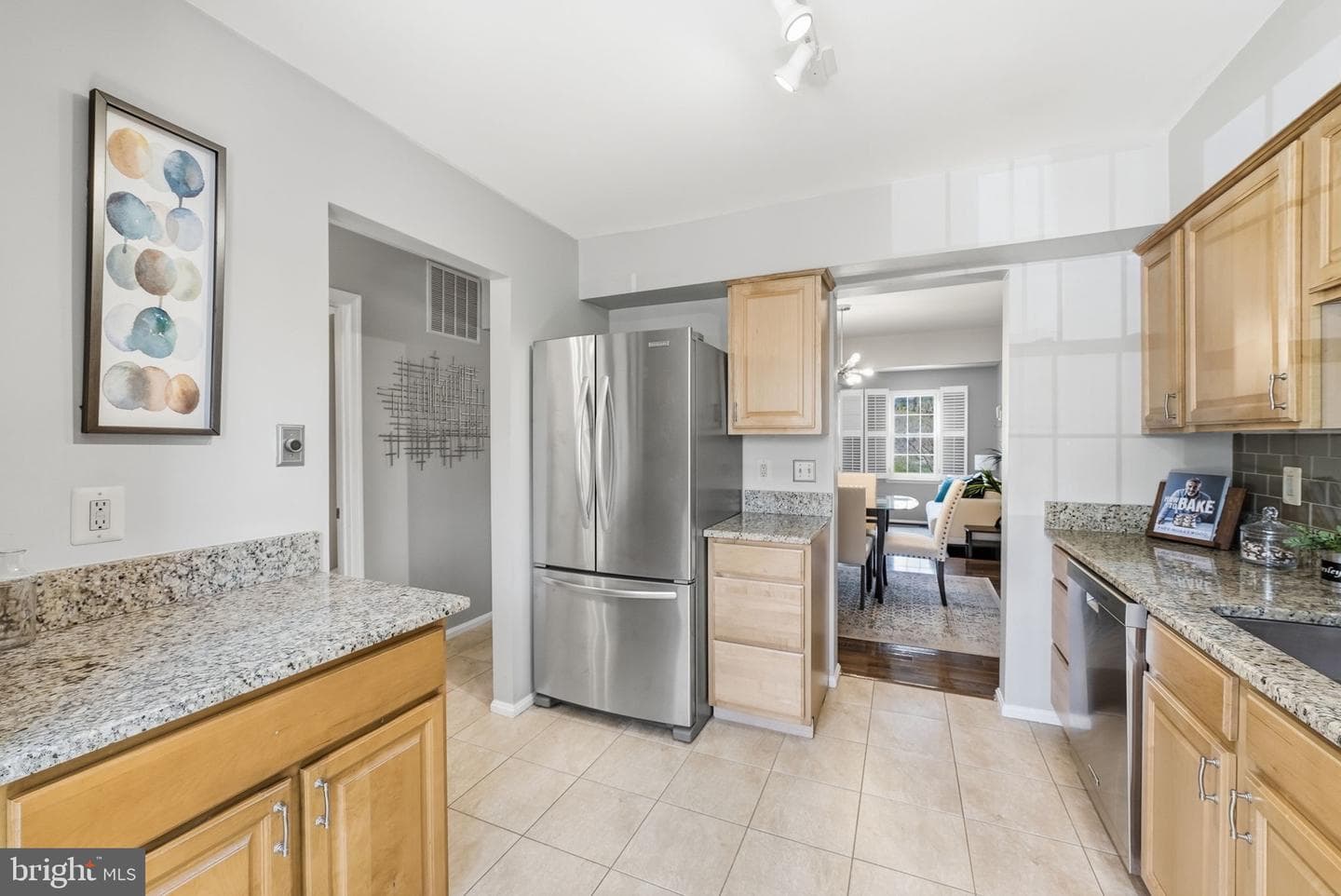 5705 Lawsons Hill Court photo 9