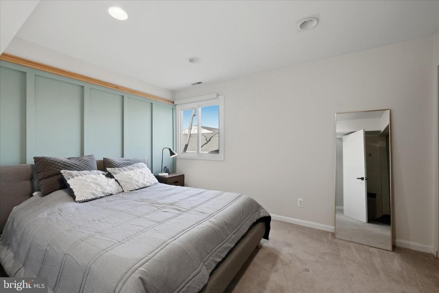 805 Locust Street #6 photo 24