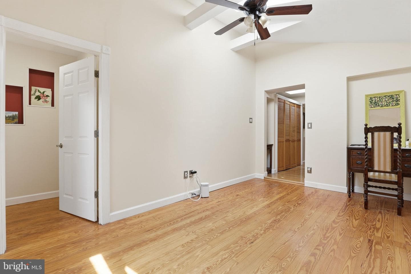 6811 Valley Brook Drive photo 25