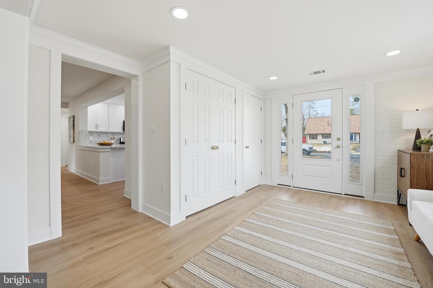 4815 Eubank Street photo 5
