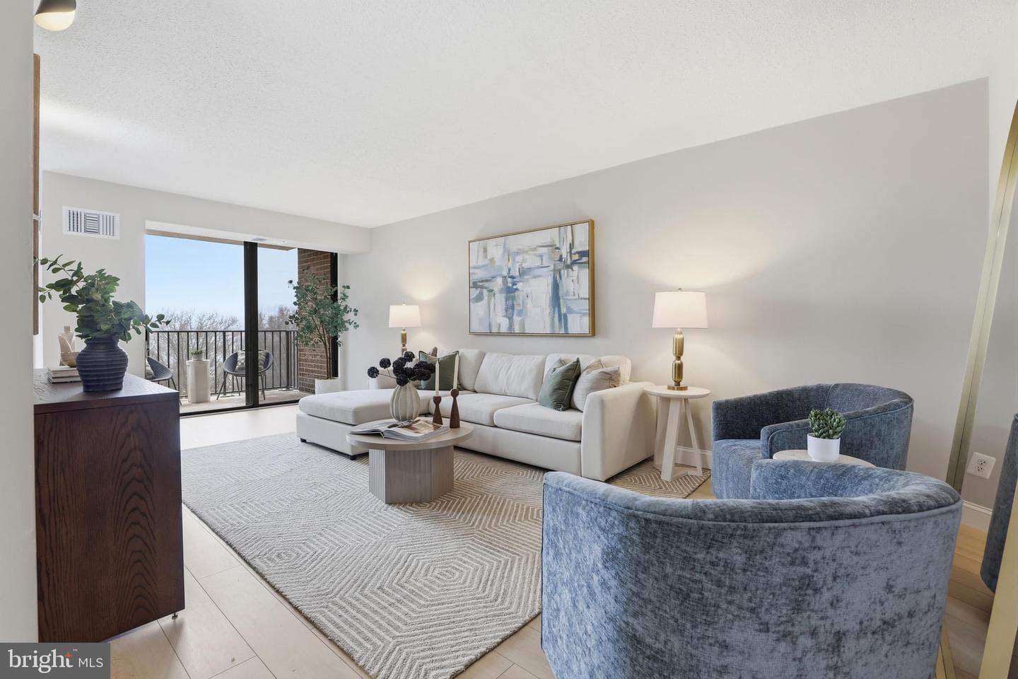 2311 Pimmit Drive #603 photo 3