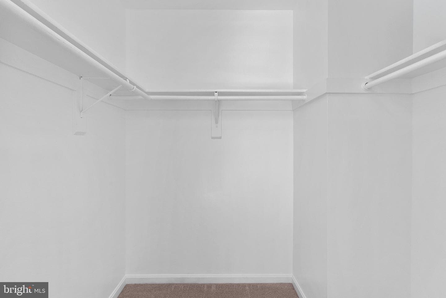 8228 Maple Ridge Avenue photo 35