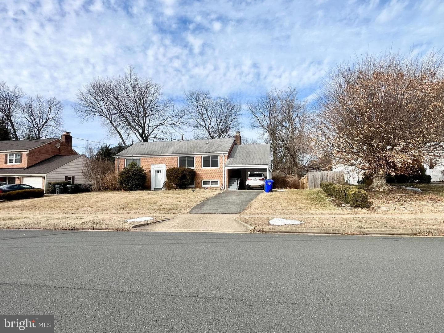 6930 Southridge Drive photo 2