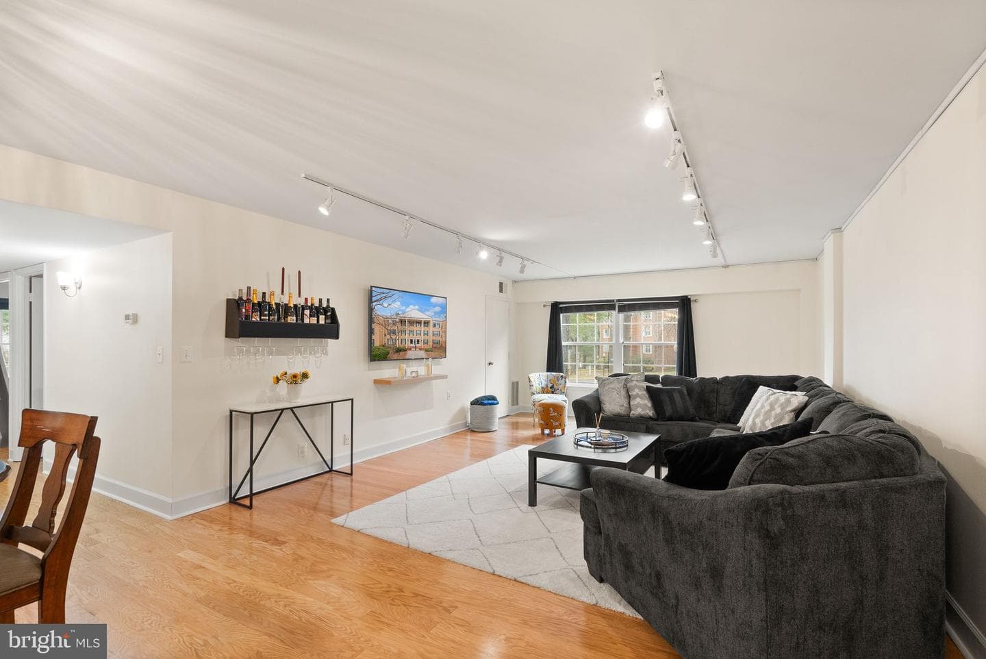 7651 Tremayne Place #211 photo 9