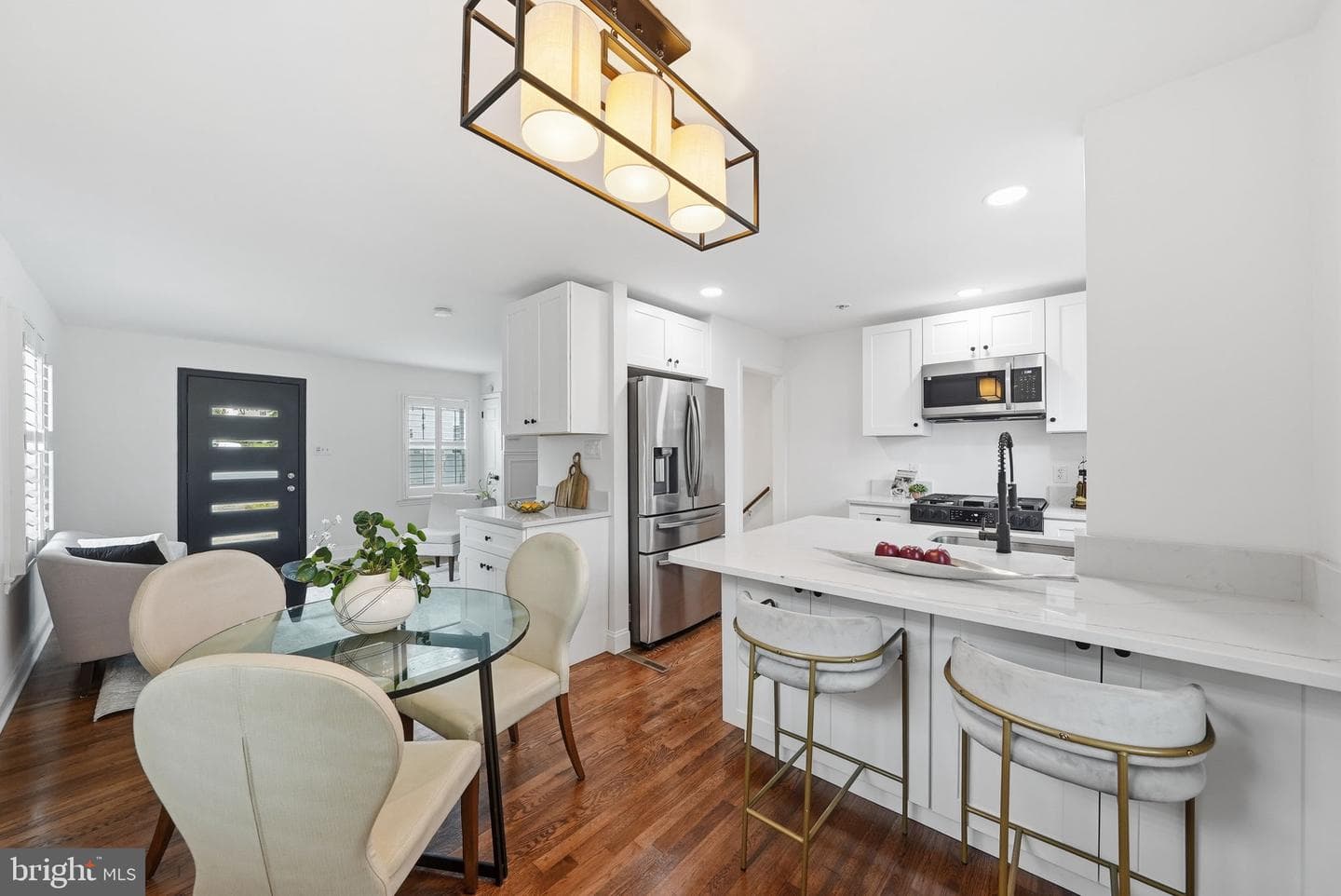 2212 Huntington Avenue photo 10