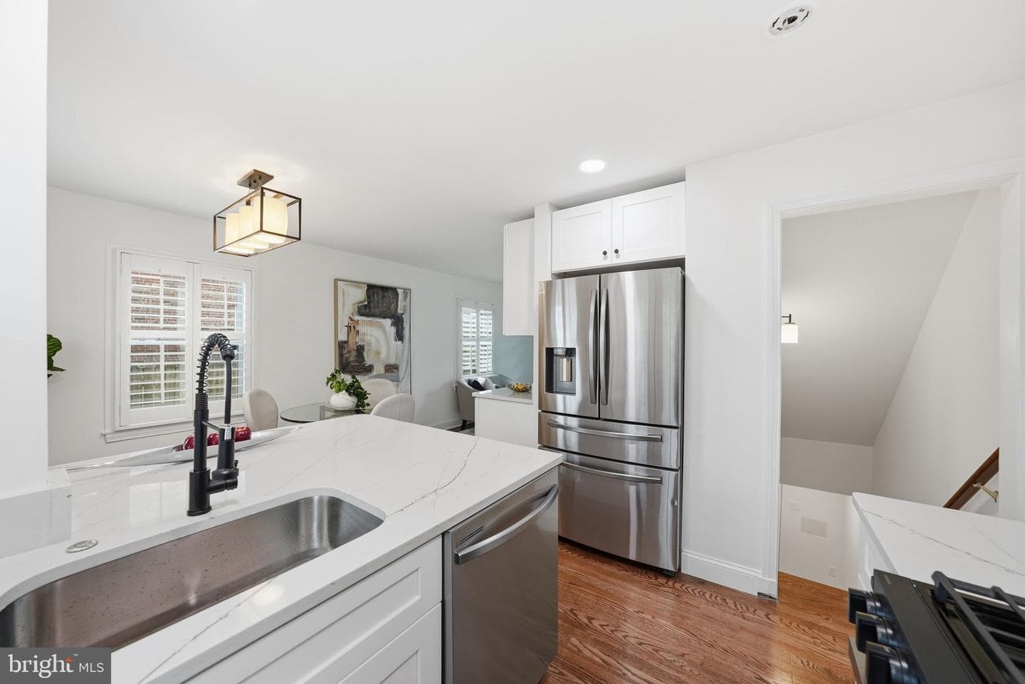 2212 Huntington Avenue photo 16